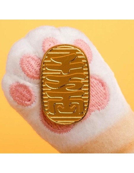 Cat Burglar by Davio Wu