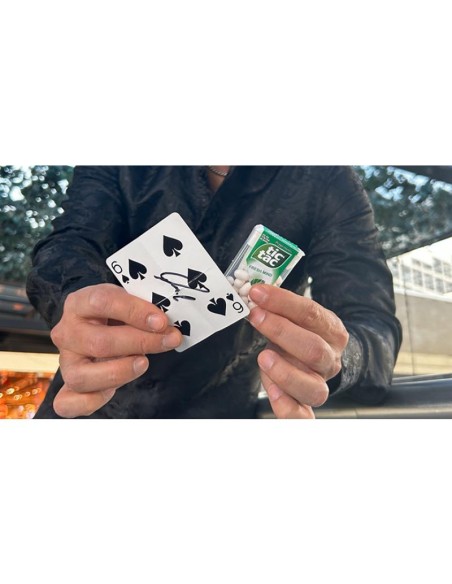 Tumi Magic Presents TRAPPED by Erick White - Trick