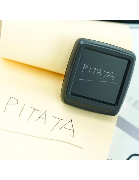 PITATA Palm Peeker